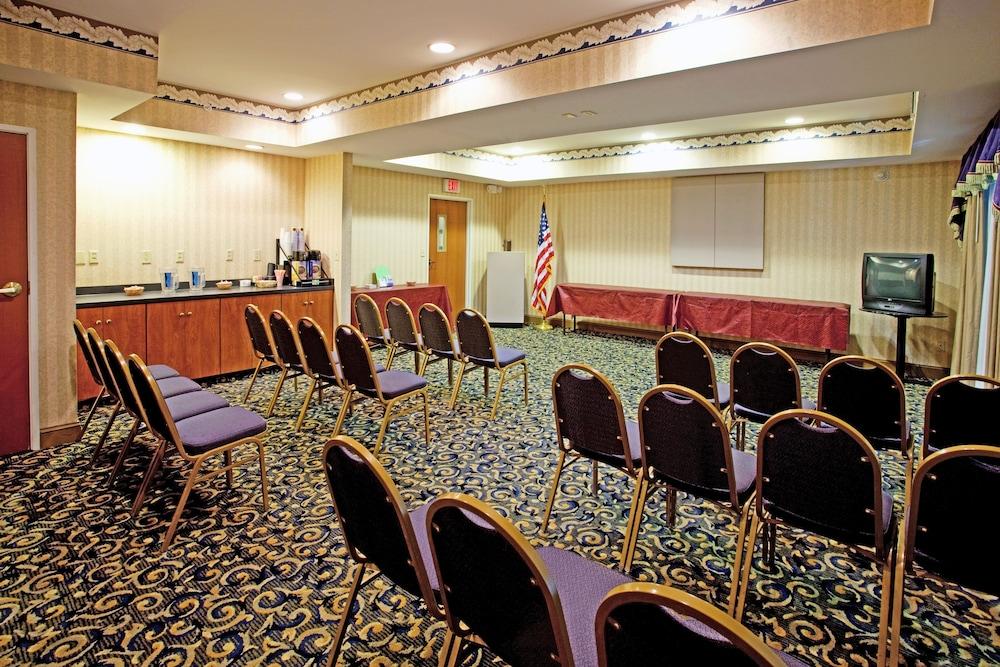 Holiday Inn Express & Suites Orangeburg By Ihg Екстер'єр фото