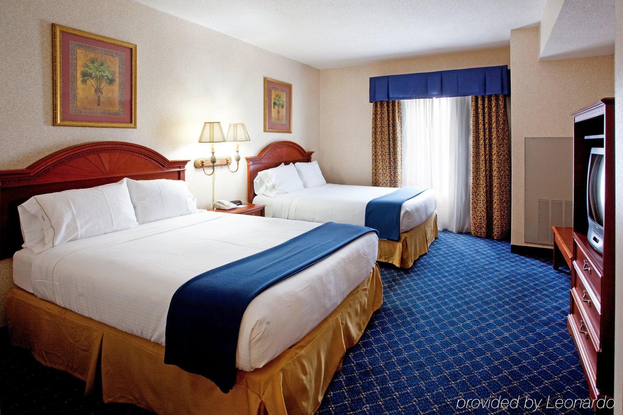 Holiday Inn Express & Suites Orangeburg By Ihg Екстер'єр фото